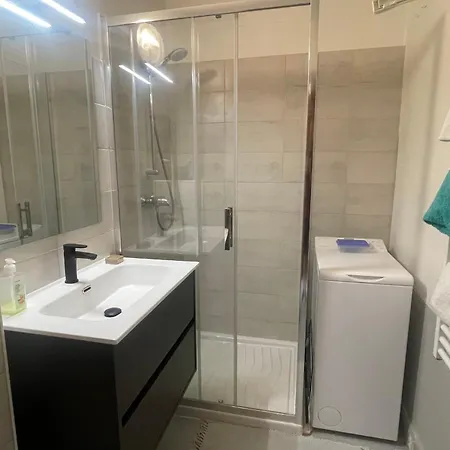 Stunning Sea View And Comfort Close To The 아파트